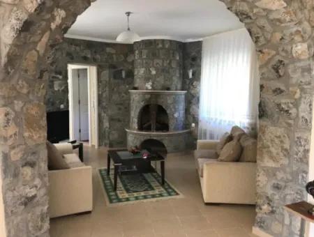 Bungalow For Sale In Akkaya Taşliburunda