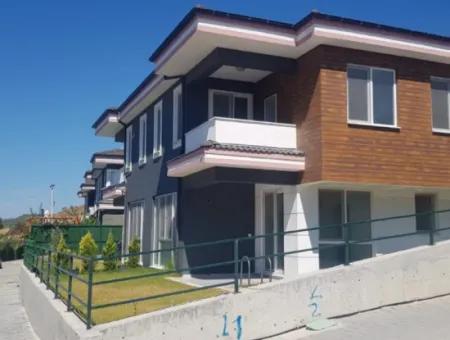 Ikizvilla For Sale In A Complex In Atakent