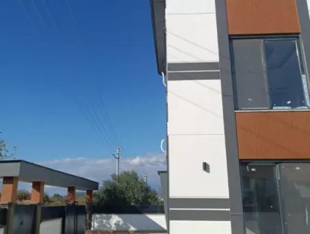 Altıntas Mahallesinde 5+1 Trıpleks Villa